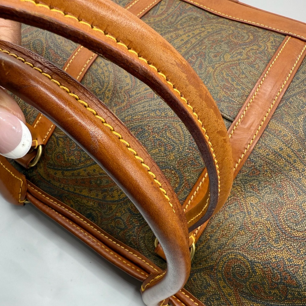 PERUZZI Paisley Tote and Crossbody Bag Set - Picture 5 of 12